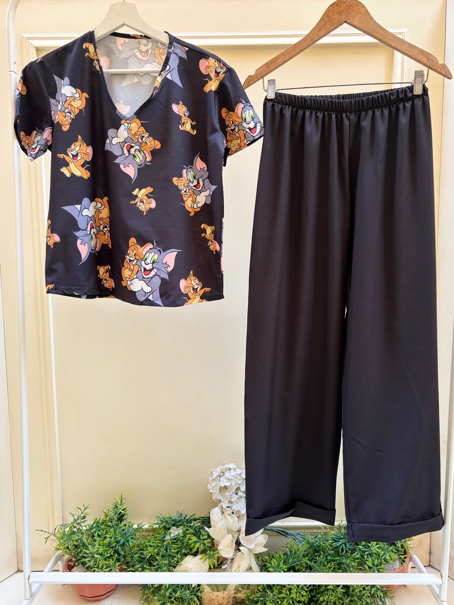 Black tom and jerry half sleeves top with black Soft pants